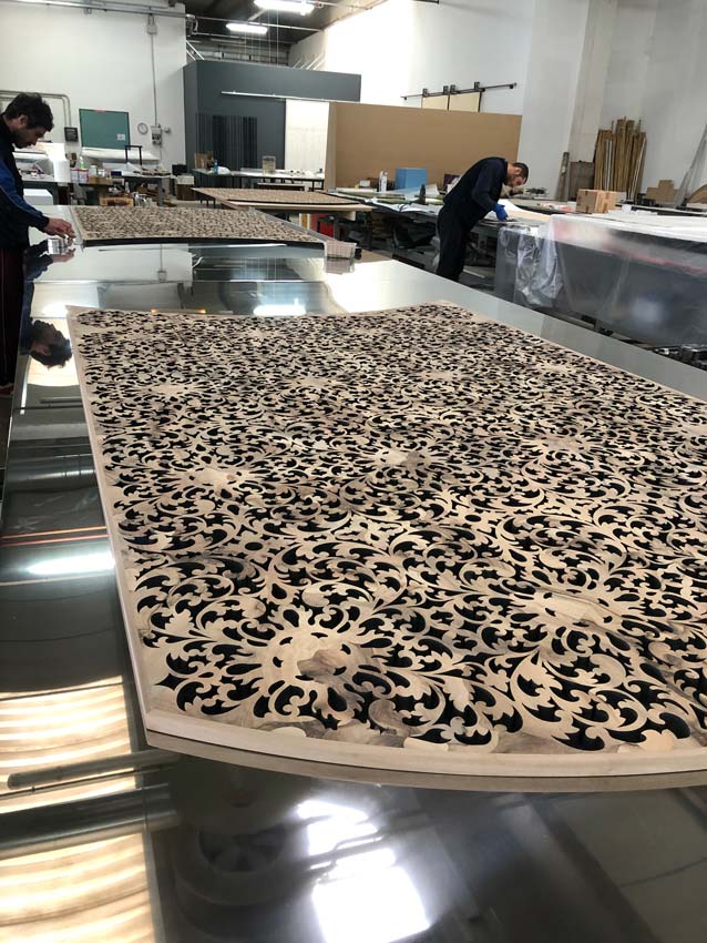 tavoli legno arredo resina desing palazzo garoni venezia azimut design 